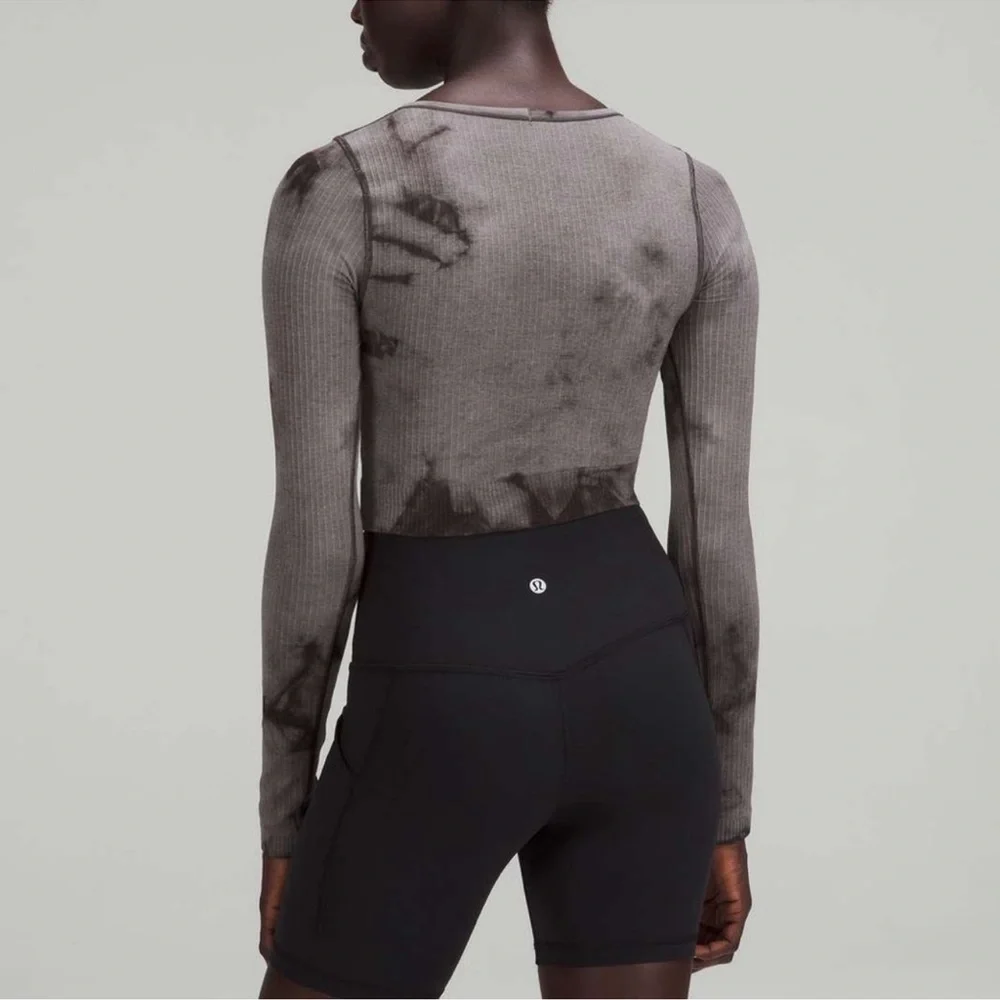 Lululemon Ebb to street Brown diamond dye Long Sleeve Top with pads 8